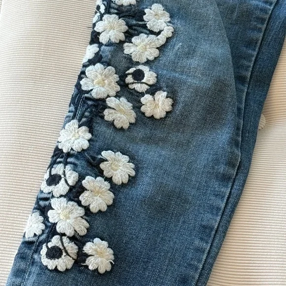 DRIFTWOOD Marilyn Blue Jeans with White Floral Embroidery - Picture 2 of 6